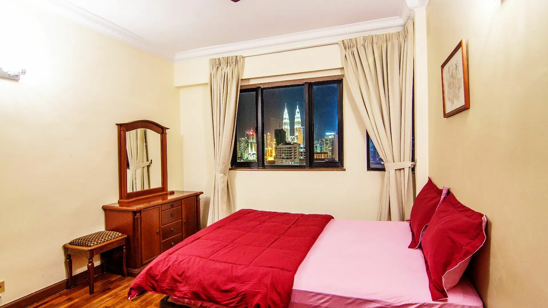 Pwtc Bistari Service Apartment Куала-Лумпур