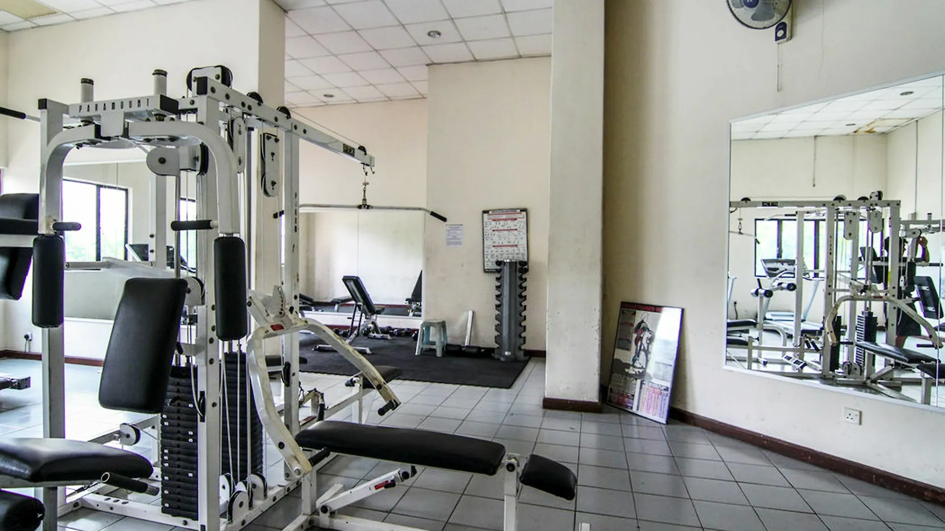Pwtc Bistari Service Apartment Куала-Лумпур 0*,
